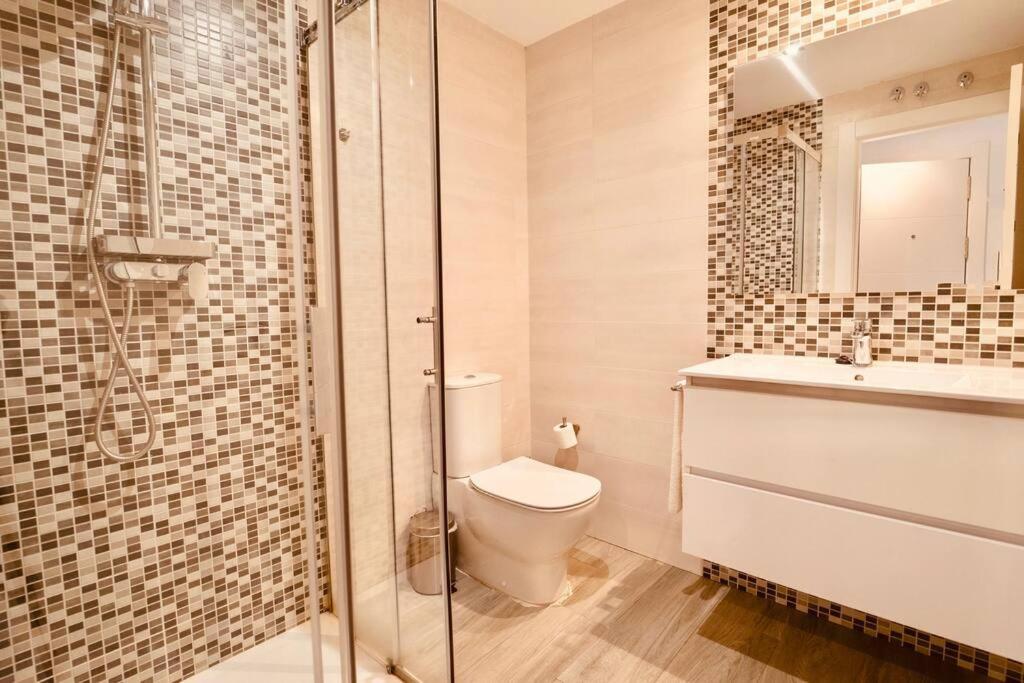 Baño completo con ducha de Torre de la Vela 1